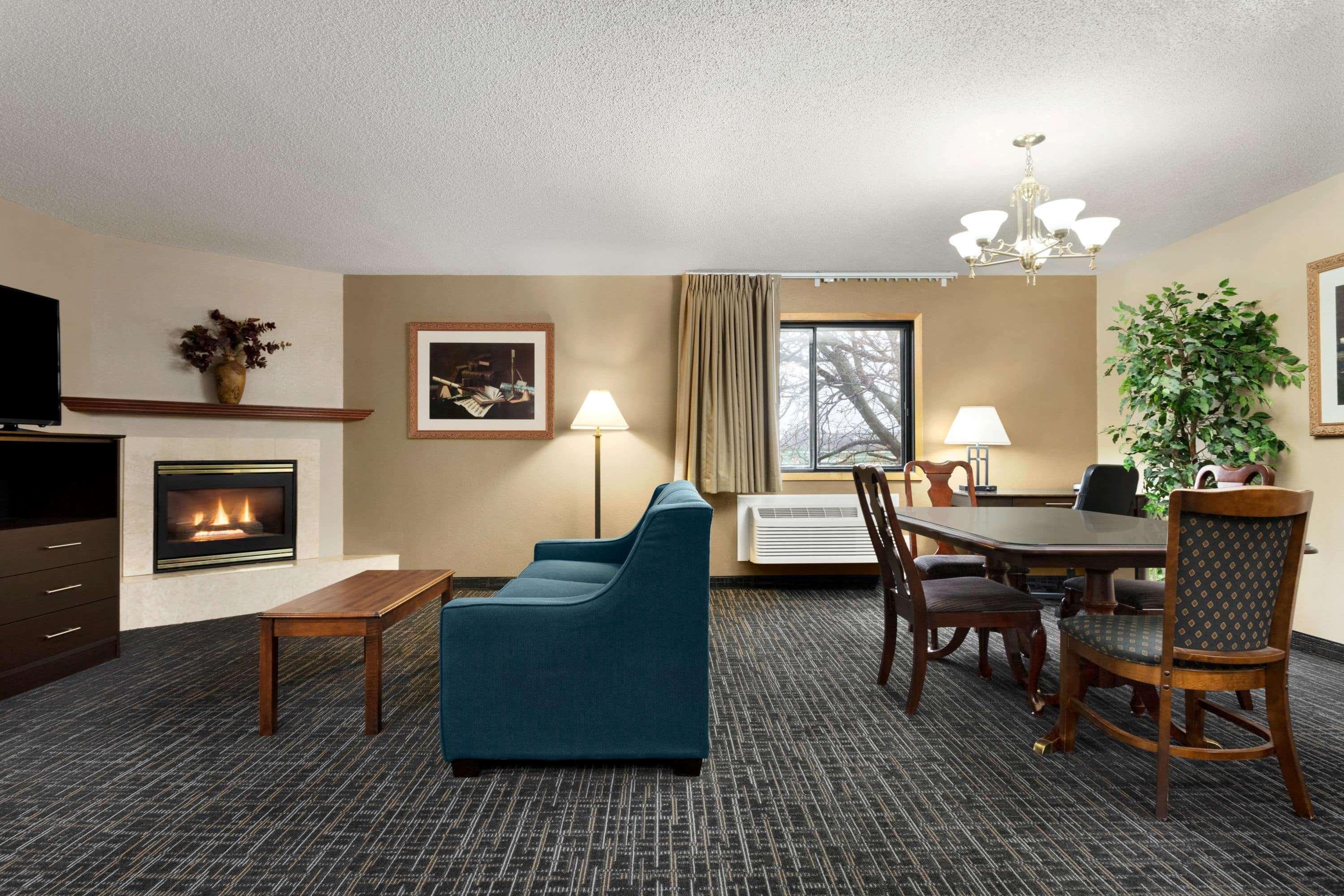 Baymont By Wyndham Sioux Falls North,I-29,Russell St, Airport Eksteriør billede